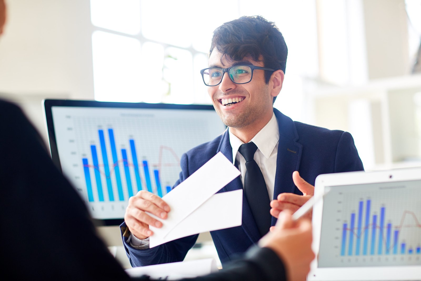 Crafting Compelling Narratives for Investors